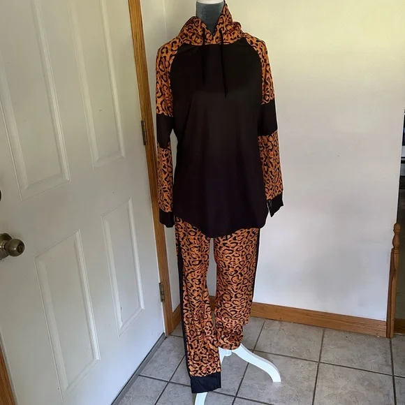 Animal Print Track Suit, Pants and Hoodie set - Picture 3 of 13